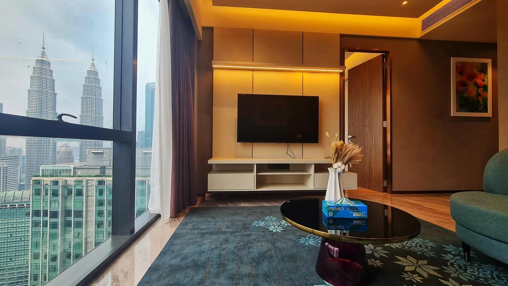 Imperial Luxury Suites Klcc By Moonway كوالالمبور