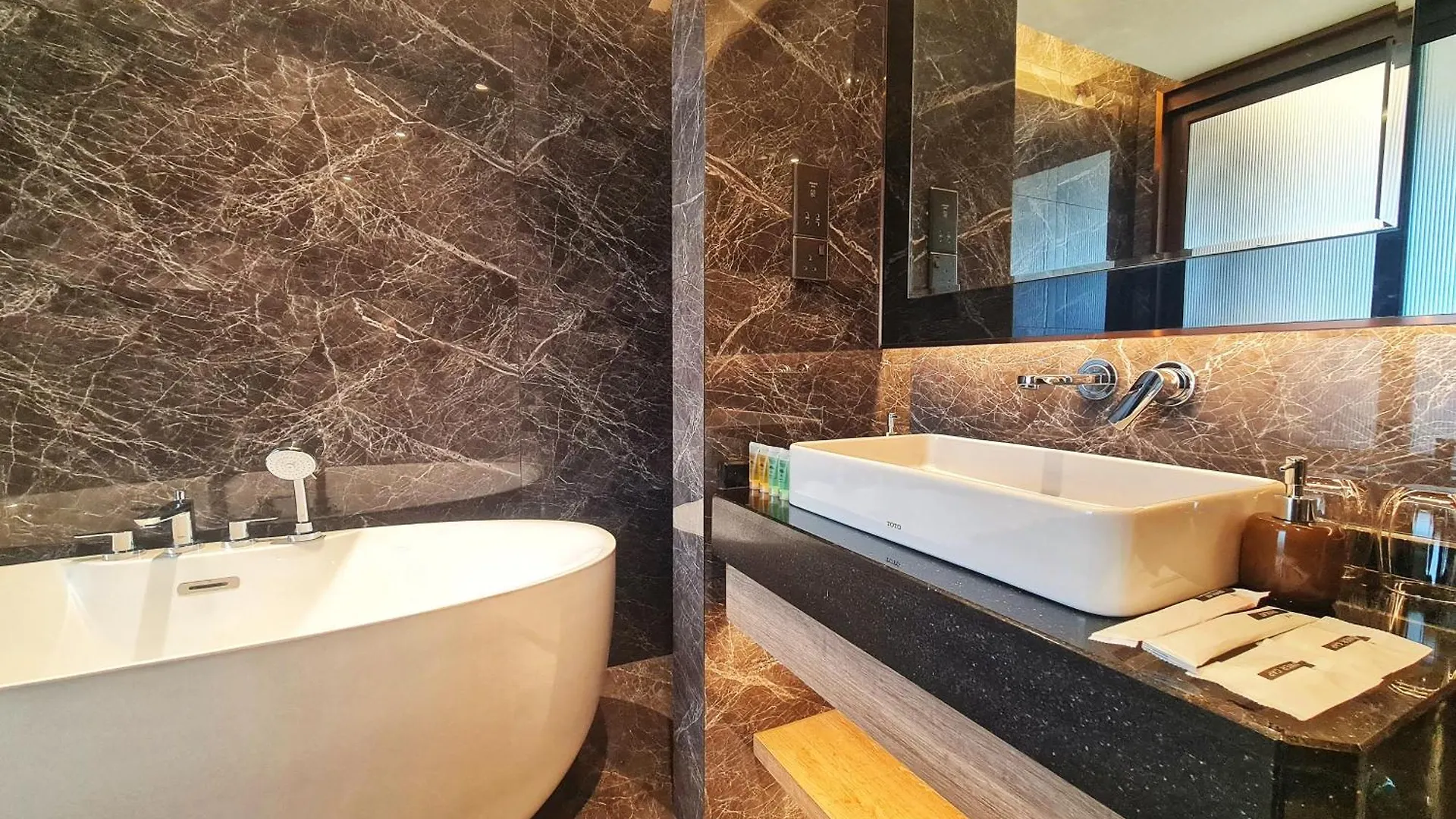 Imperial Luxury Suites Klcc By Moonway كوالالمبور شقة